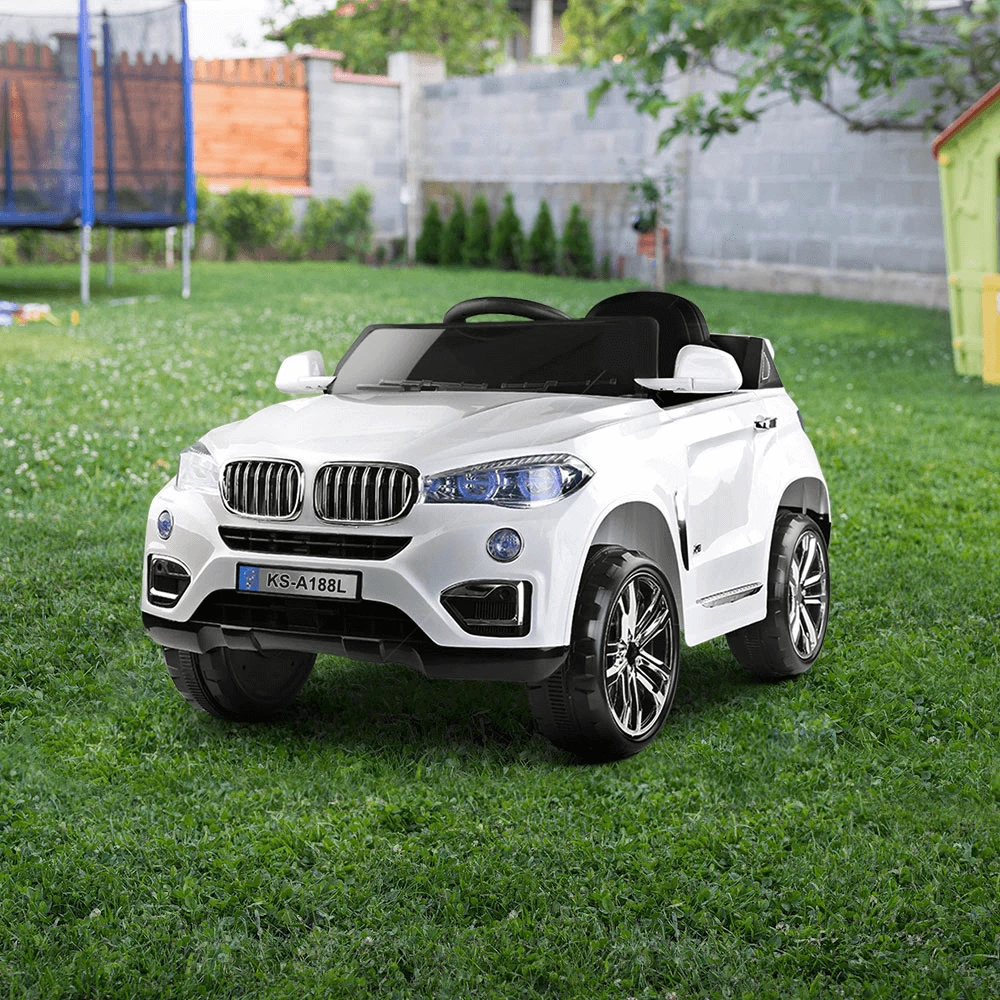 BMW X5 Inspired 12v Kids Ride On Car - White 2 BMW X5 Inspired 12v Kids Ride On Car - White - Image 2