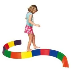 Curved Modular Rainbow Balance Beams
