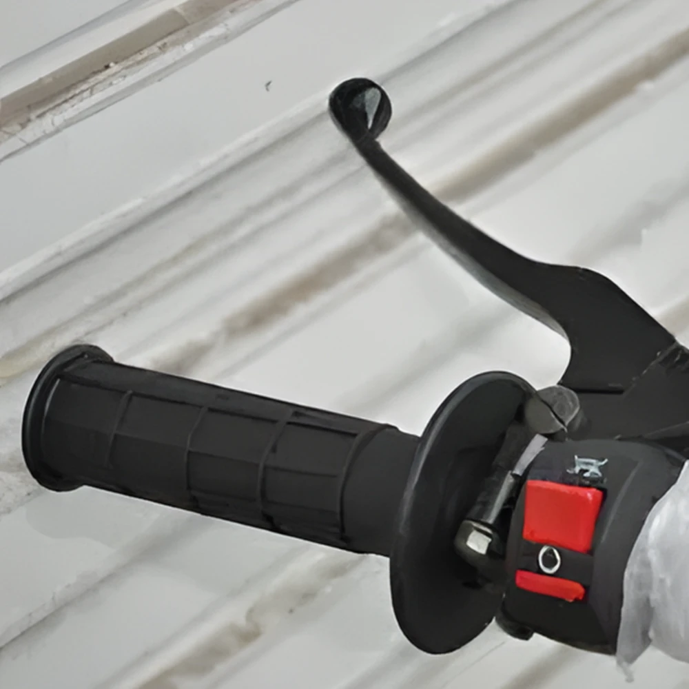 Motoworks 125cc Petrol Powered 4-Stroke 4-Speed Manual Kids Dirt Bike X - Pink 4 Motoworks 125cc Petrol Powered 4-Stroke 4-Speed Manual Kids Dirt Bike X - Pink - Image 4