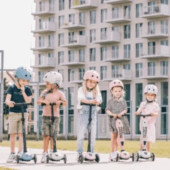 Scoot & Ride Highwaykick 3 Kids LED 3-Wheel Foldable Scooter - Rose 8 Scoot & Ride Highwaykick 3 Kids LED 3-Wheel Foldable Scooter - Rose -Kids Car Sales scoot ride highwaykick 3 kids led 3 wheel foldable scooter rose 3