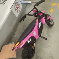 Go Skitz 12v 2.5 Electric Kids Dirt Bike - Pink (Almost Perfect) -Kids Car Sales v572 ge pda250 pnk ap go skitz 12v 2 5 electric kids dirt bike pink almost perfect